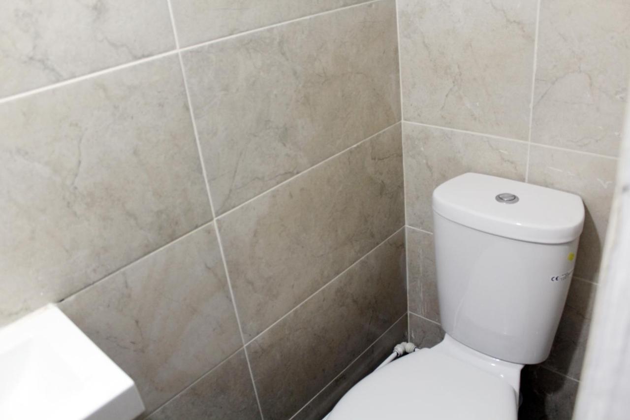 Cozy Rooms Or Apartment In London Townhouse Fast Links To Central Luaran gambar