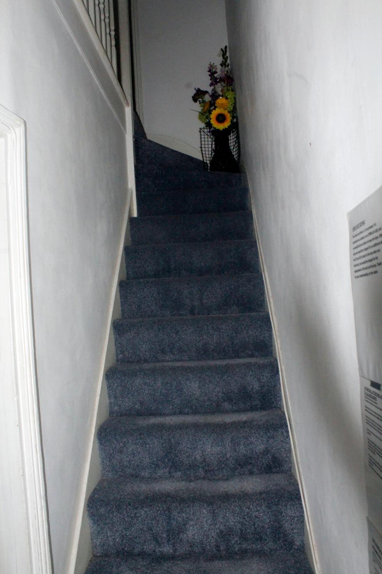 Cozy Rooms Or Apartment In London Townhouse Fast Links To Central Luaran gambar